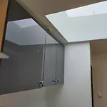 Privatives Avec Espaces Partagés Dans Maison Centre *