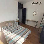 Privatives Avec Espaces Partagés Dans Maison Centre *