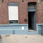 Privatives Avec Espaces Partagés Dans Maison Centre Alloggio in famiglia Roubaix