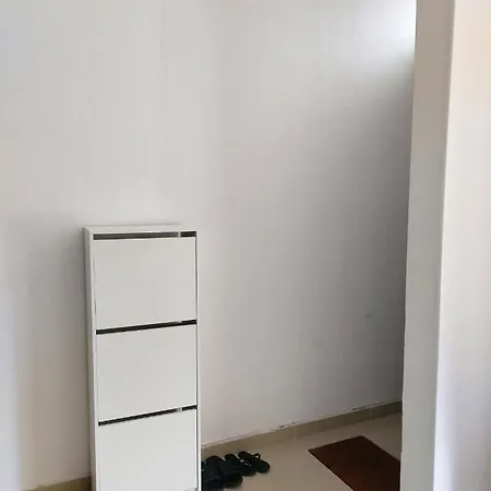 Privatives Avec Espaces Partages Dans Maison Centre Homestay Roubaix